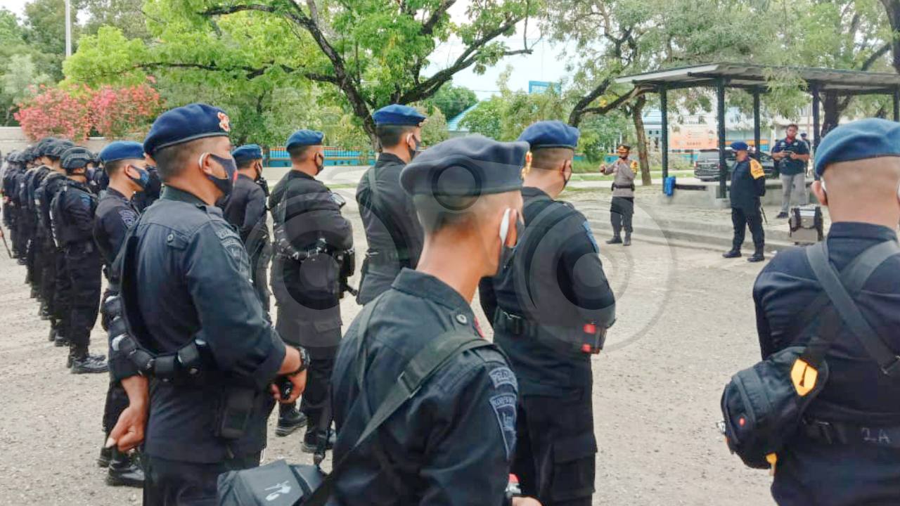 Ratusan Personil Pengaman Pilkada Muna Dipulangkan