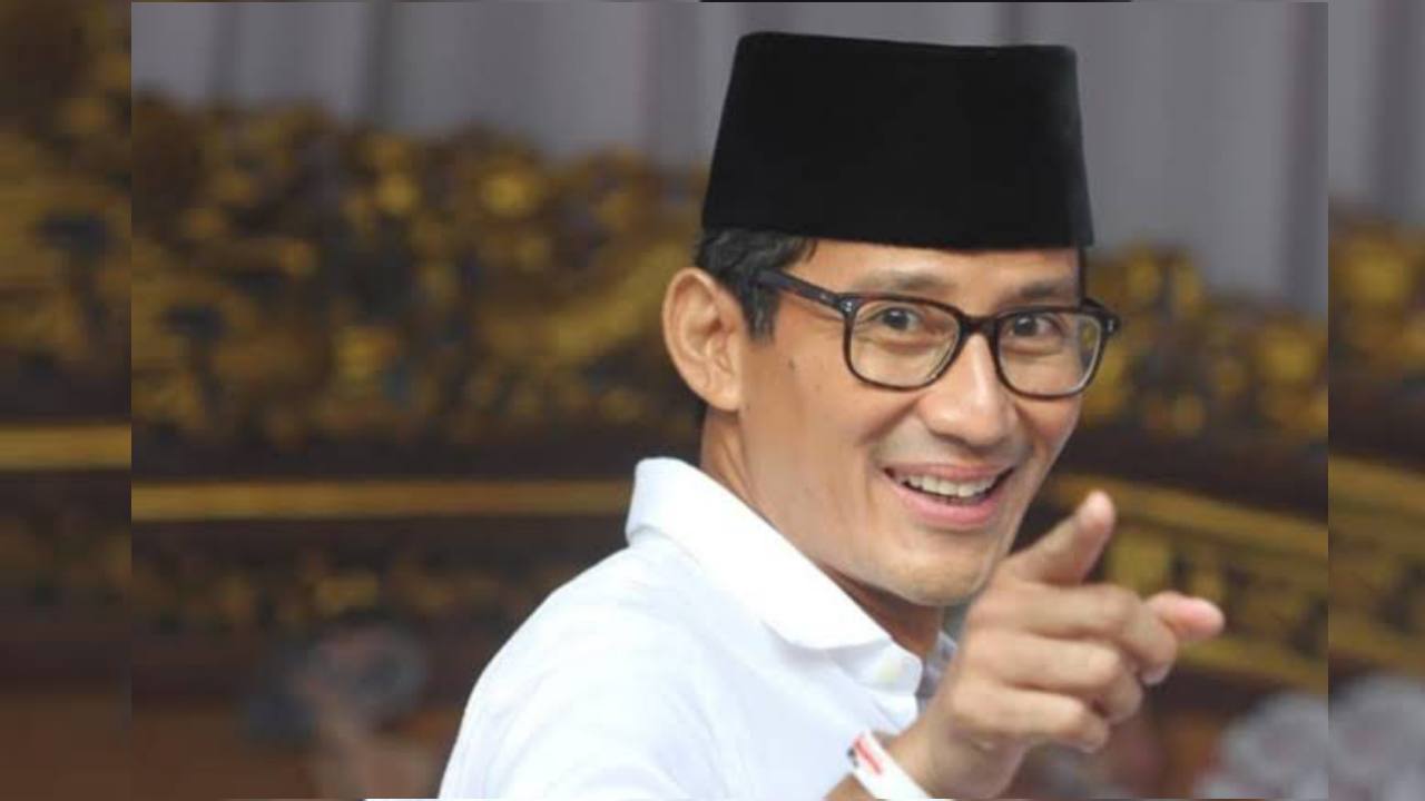 Usai Dilantik, Netizen Minta Sandiaga Uno Turunkan Harga Tiket Pesawat