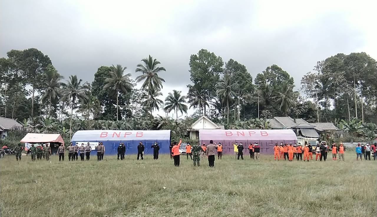 Warga Diimbau Waspadai Aktivitas Vulkanik Gunung Semeru