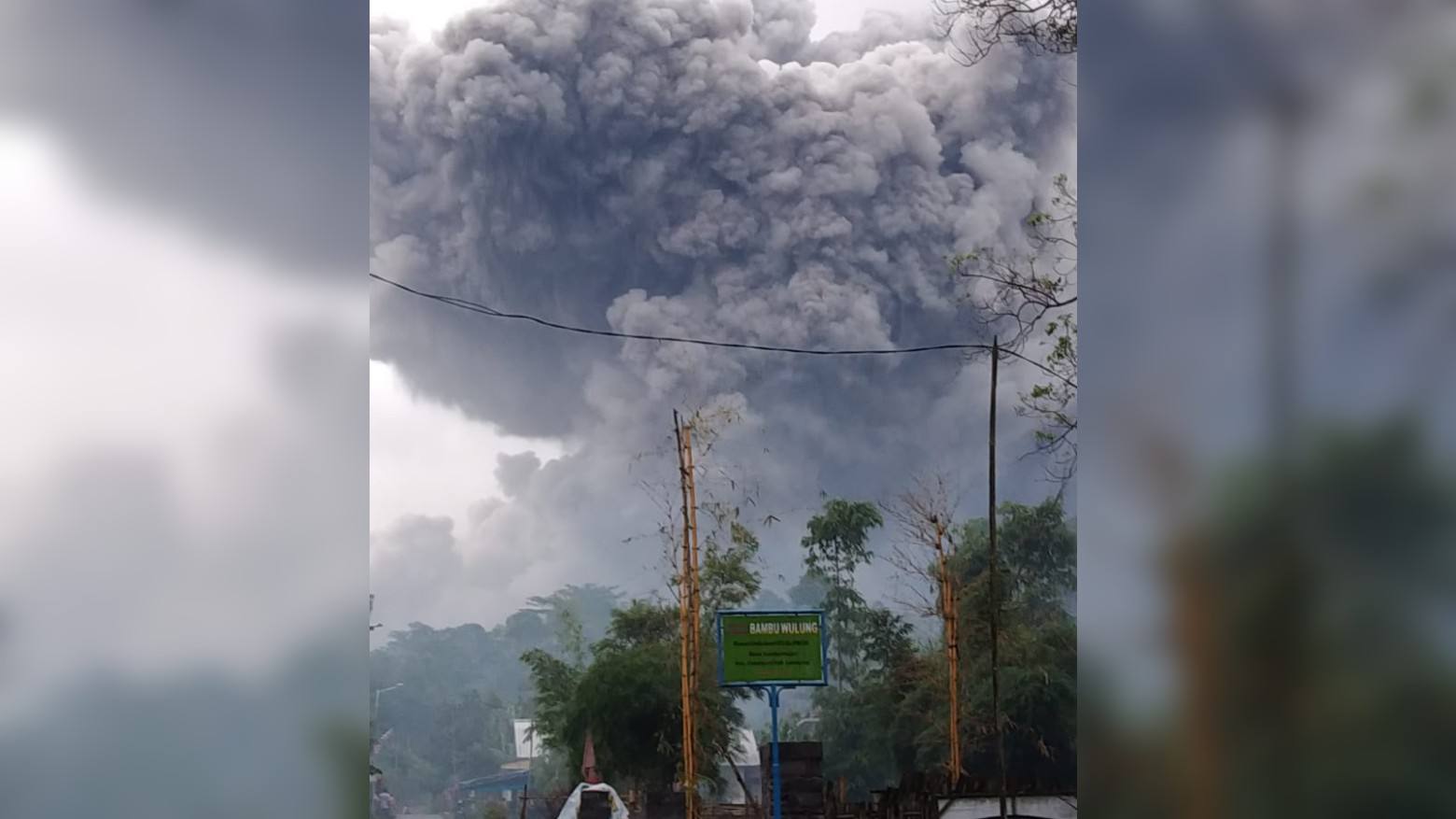 Gunung Semeru Kembali Keluarkan Awan Panas Guguran Sejauh 4,5 Km