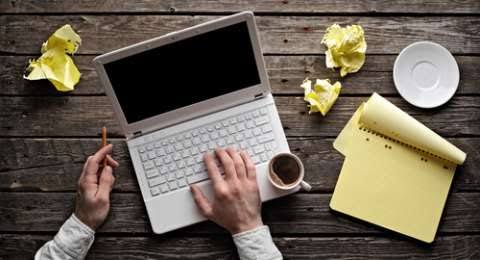 Ini 8 Keuntungan Menulis Buku