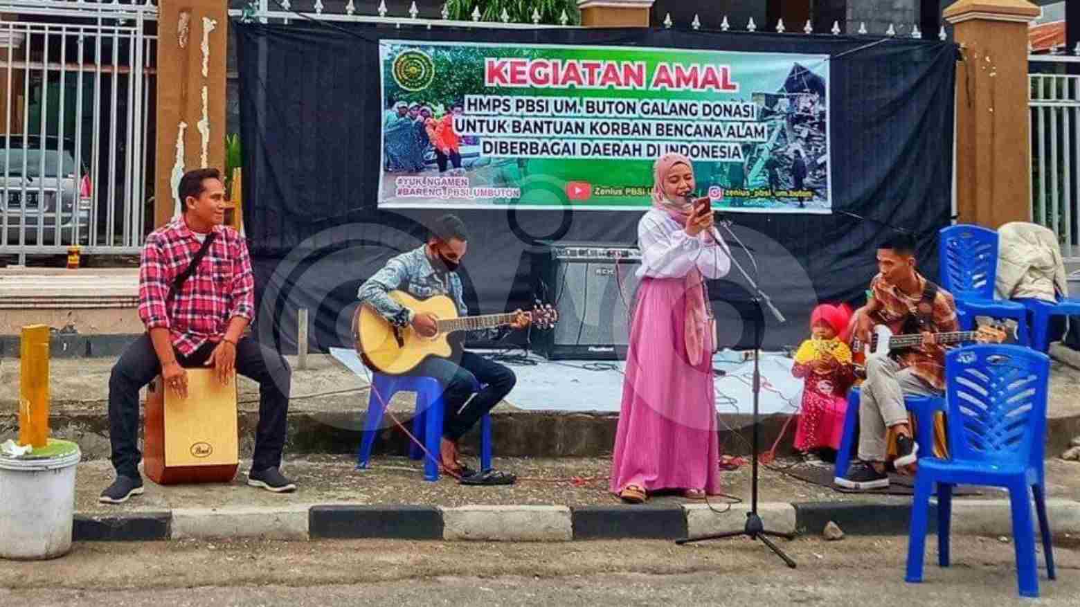 Mahasiswa di Baubau Rela Mengamen di Jalanan Demi Galang Donasi untuk Korban Bencana Alam
