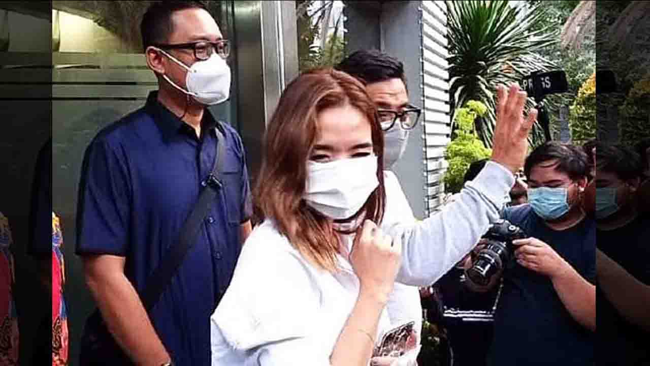 Usai Periksa Jadi Tersangka, Gisel Tak Ditahan