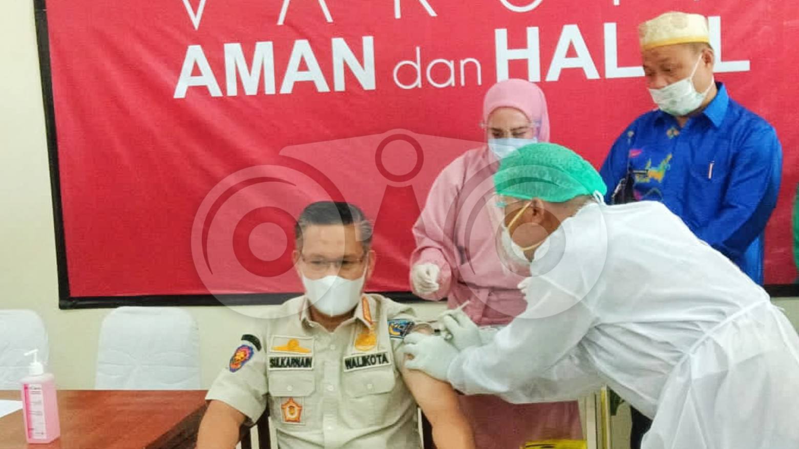 Wali Kota Resmi Disuntik Vaksin COVID-19