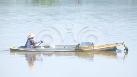 Foto Humanis: Menggantungkan Hidup di Teluk Kendari