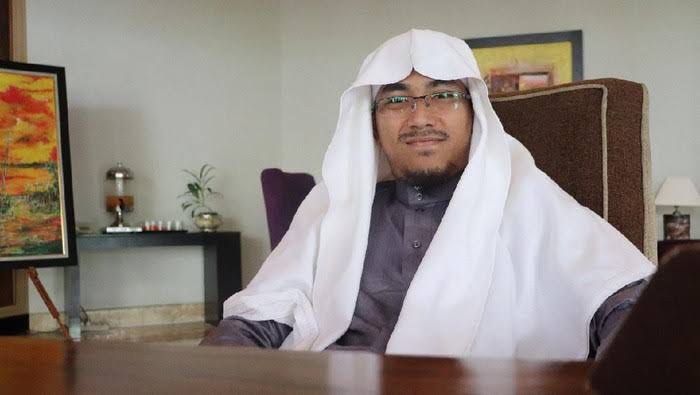 Mengenal Dekat Sosok Ustaz Maaher At-Thuwailibi