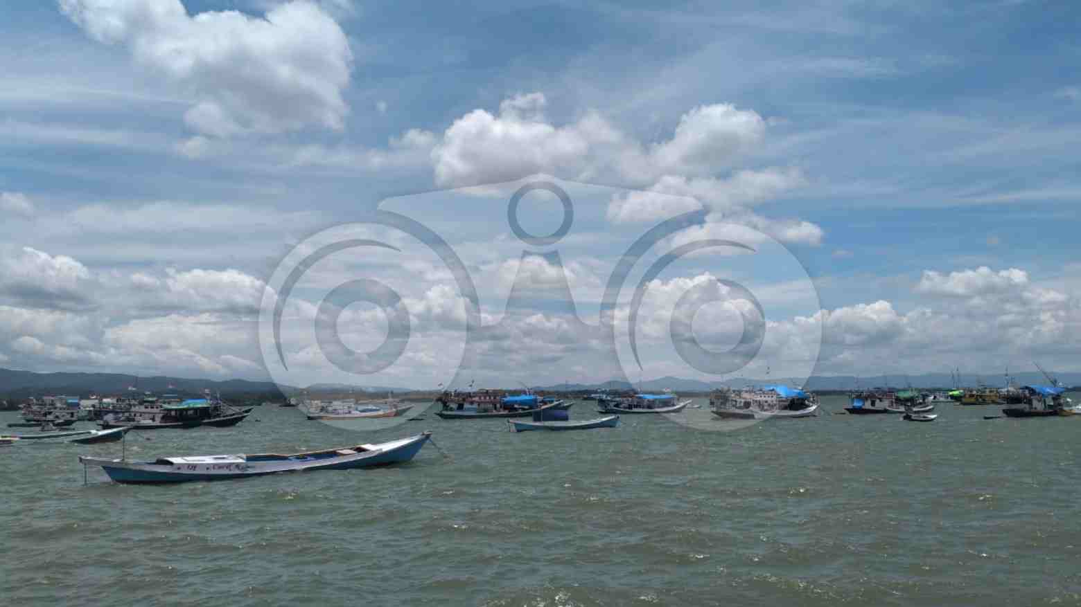 Nasib Nelayan di Tengah Ganasnya Ombak Laut