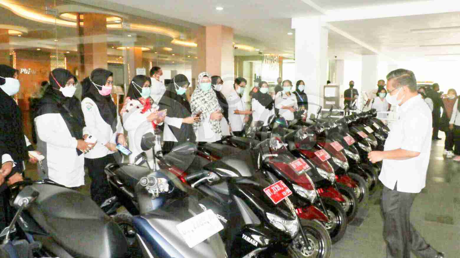 Pemkot Kendari Terima Bantuan 3 Mobil dan 17 Motor dari Kemenkes