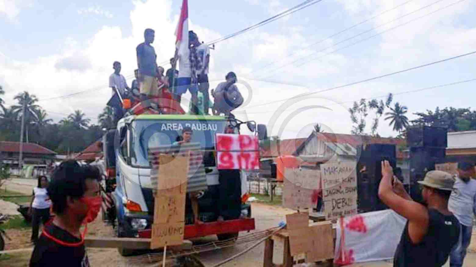 Belum Diaspal, Jalan Provinsi di Muna Diblokir Lagi
