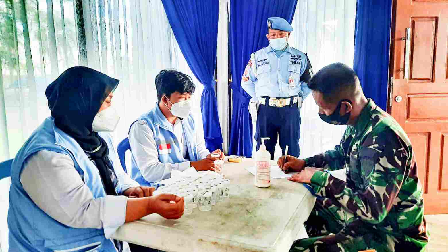 BNNP Sultra Sosialisasi P4GN dan Tes Urine Personel TNI AU