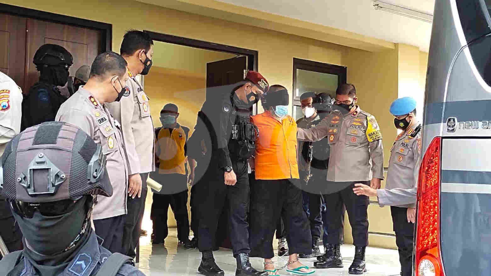 Densus 88 Obok-Obok Jatim, 22 Tahanan Teroris Kelompok JI Diberangkatkan Ke Jakarta