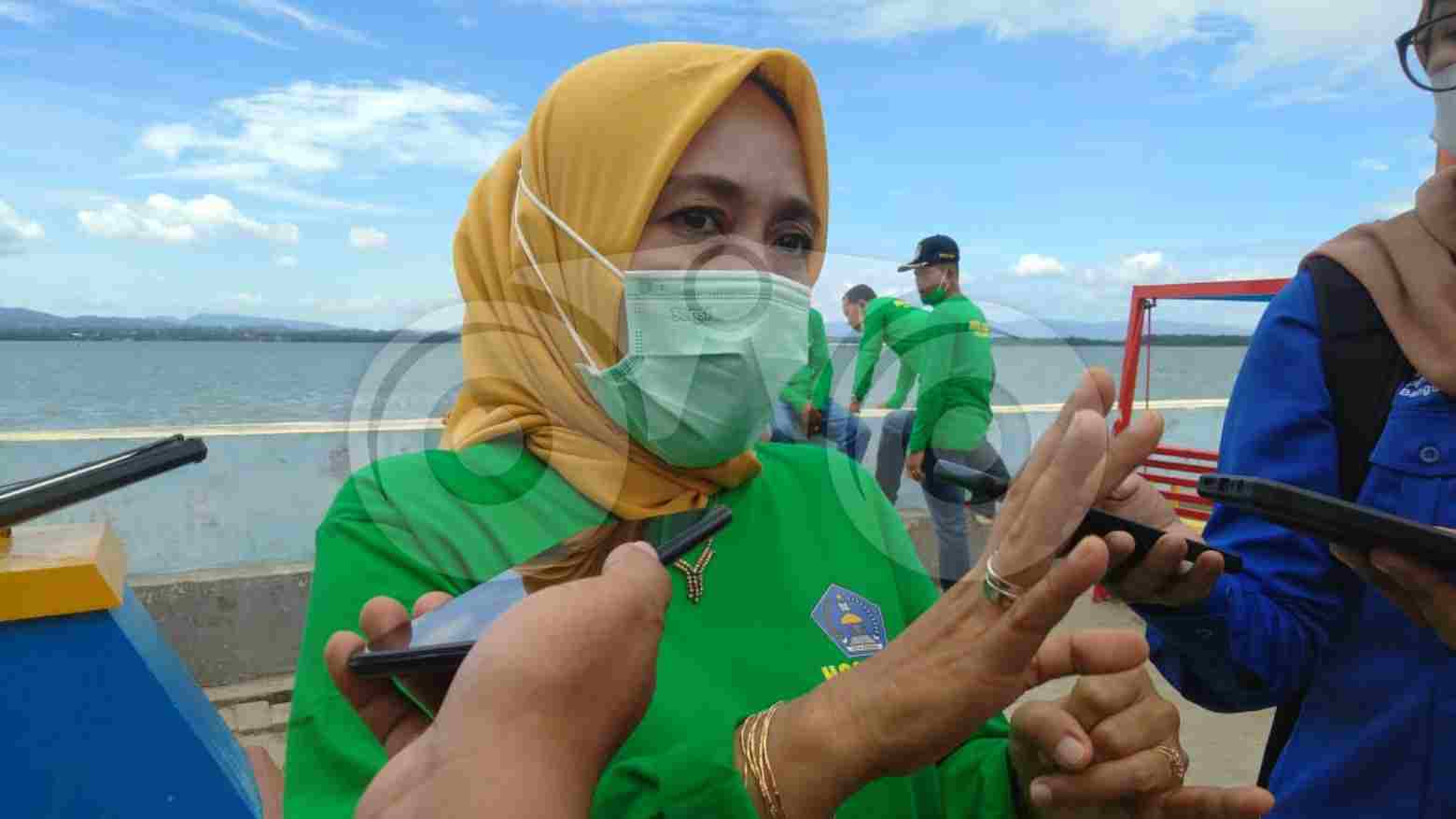 DLHK Kendari Bakal Olah Sampah Plastik Jadi Paving Block