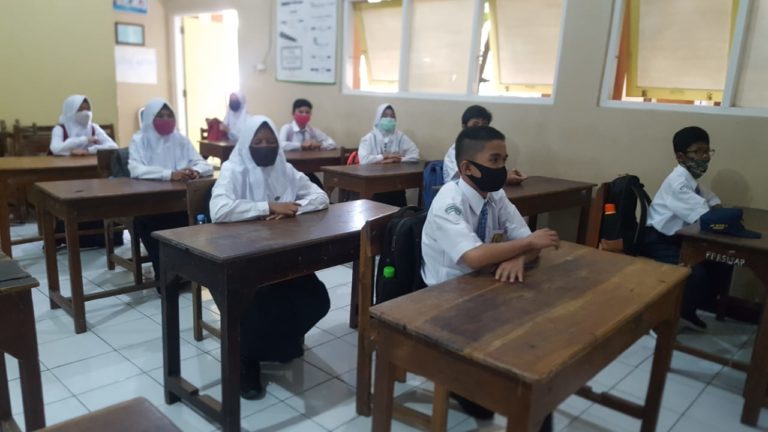 Dua SMP di Kendari Masih Belajar Tatap Muka di Tengah Pandemi