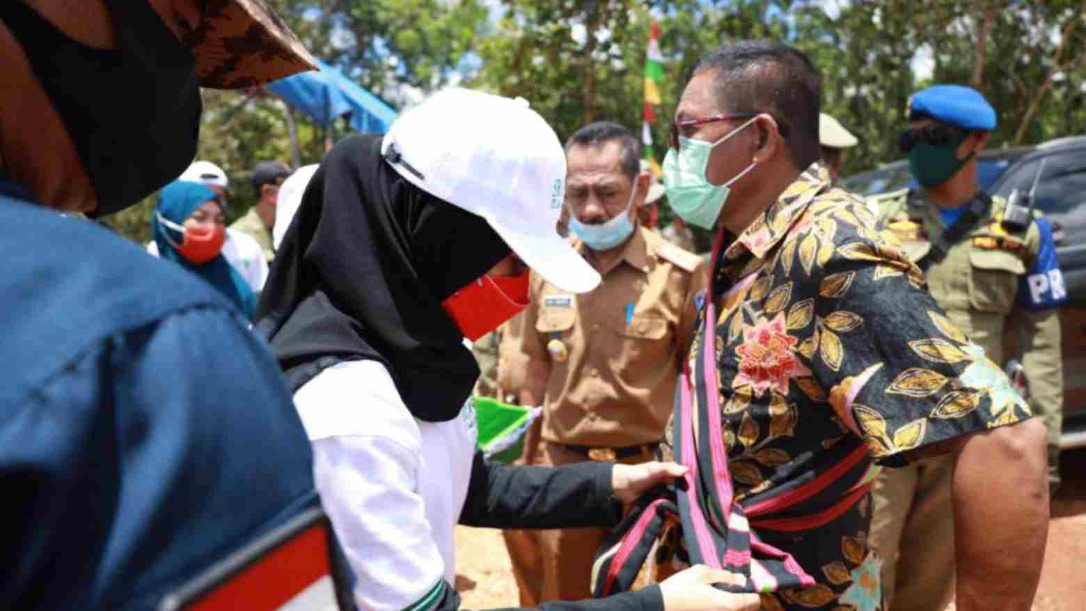 Hugua Dukung Investasi Jati Nuklir di Muna