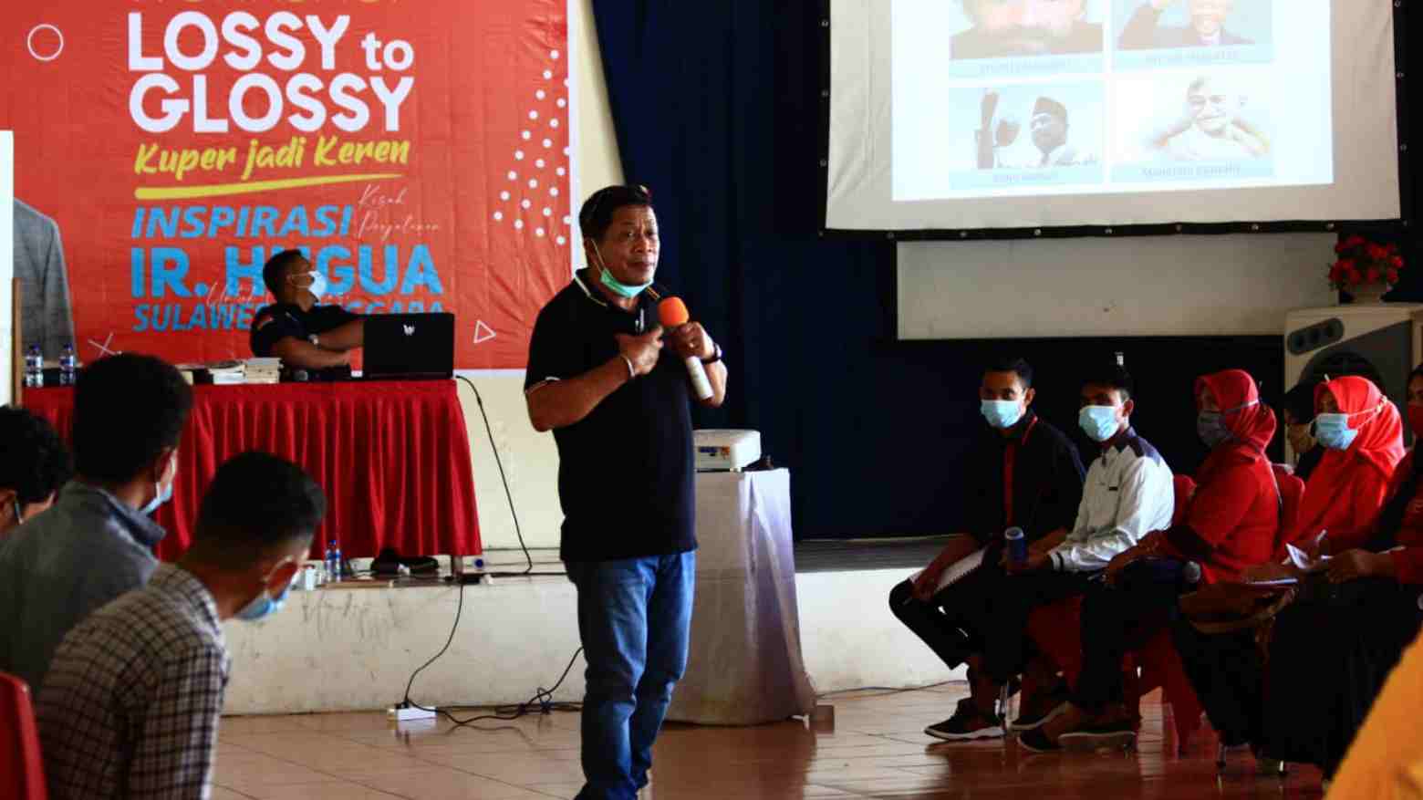 Kisahkan Perjalanan Hidupnya, Hugua Berbagi Inspirasi di Baubau dan Muna