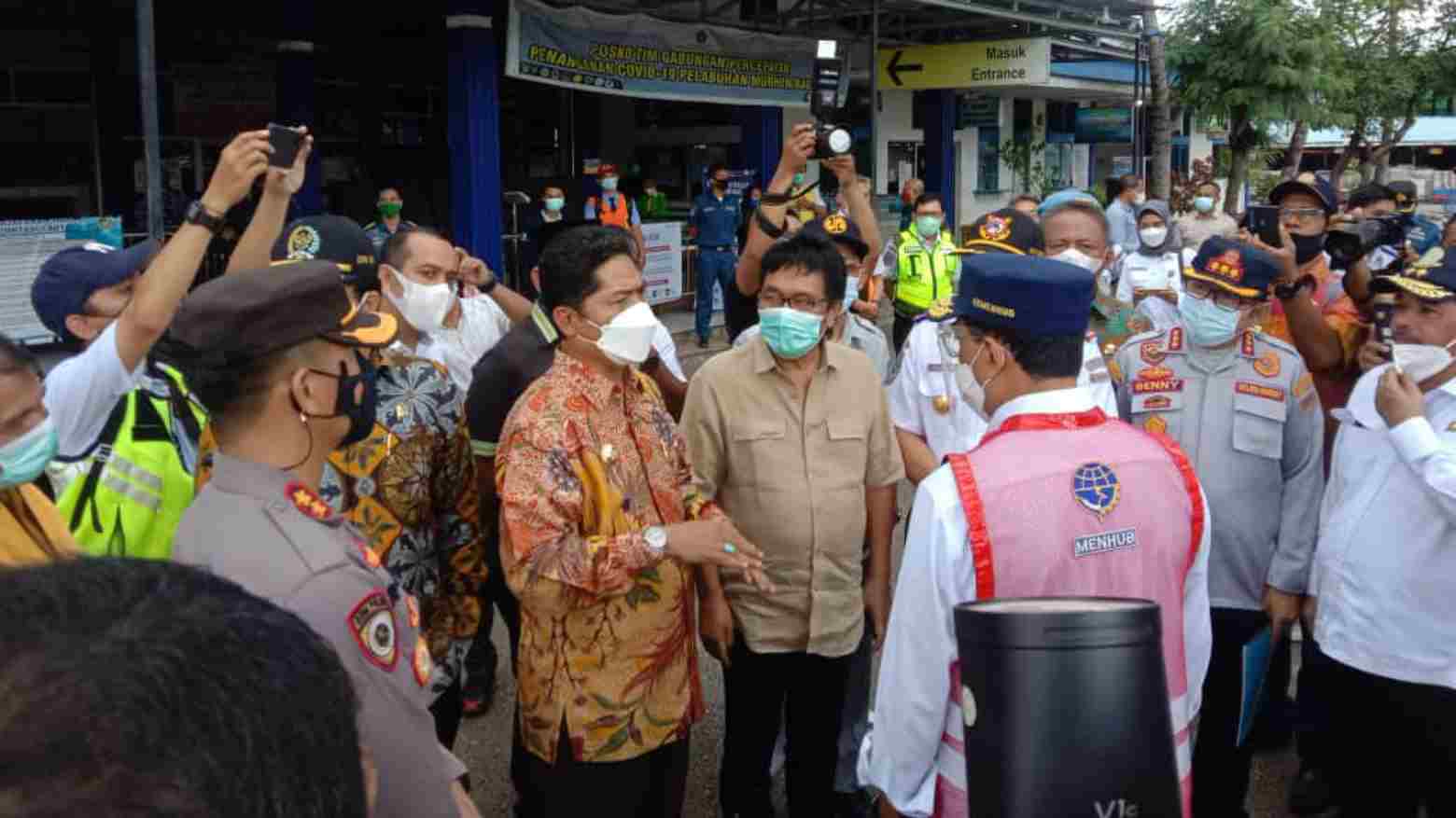 Menhub RI Pertanyakan Pengiriman Aspal Buton, Bupati Segera Perluas Pelabuhan