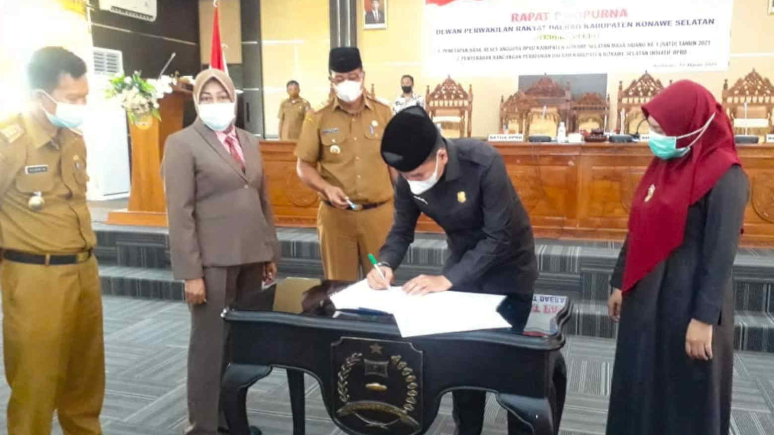 Pemda dan DPRD Konsel Tetapkan Hasil Reses