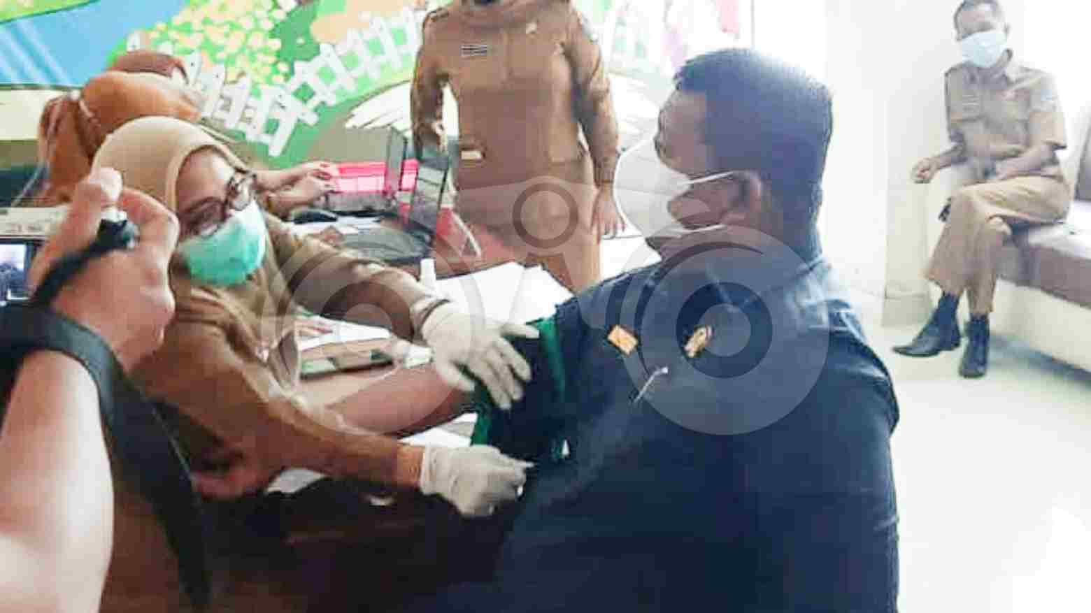 Pengakuan Anggota DPRD Kendari Usai Disuntik Vaksin