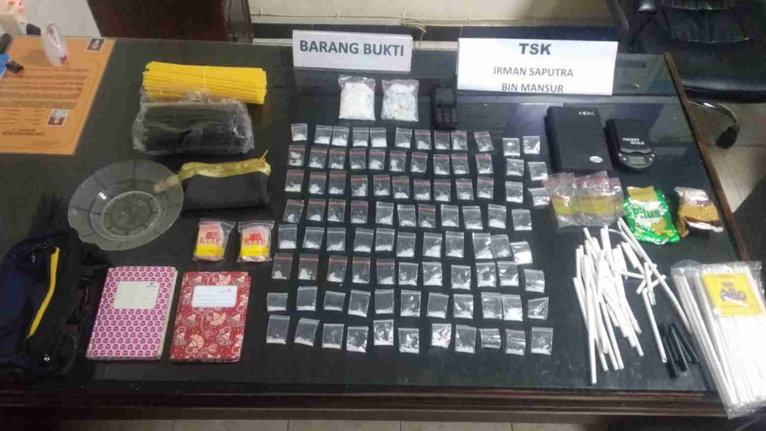 Seorang Pemuda di Kendari Kedapatan Sembunyikan 93 Paket Sabu