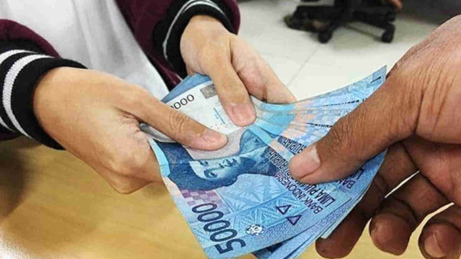 Tak Bayar Uang Sekolah, Siswi SMA di Medan Dikeluarkan