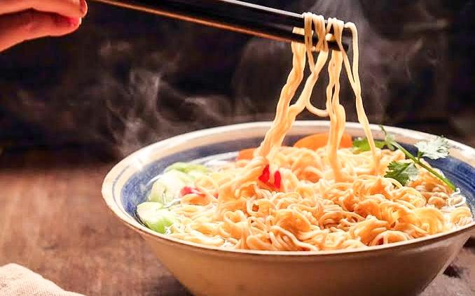 Timbulkan Berbagai Penyakit, Ini Risiko Sering Konsumsi Mie Instan