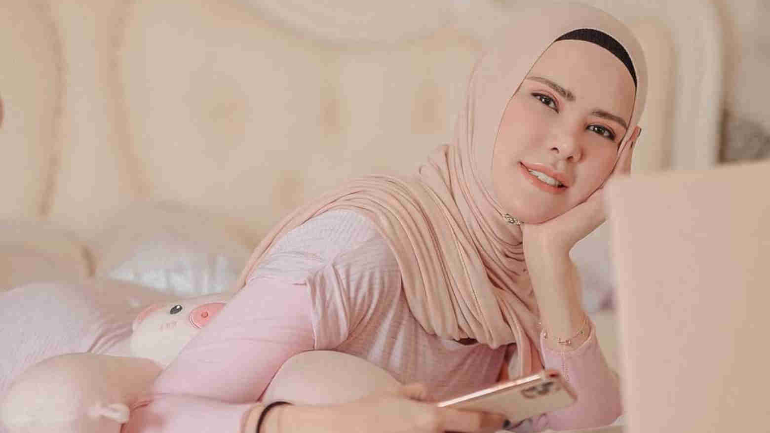 Angel Lelga Dijuluki Dewi Kecantikan Oleh Penggemarnya