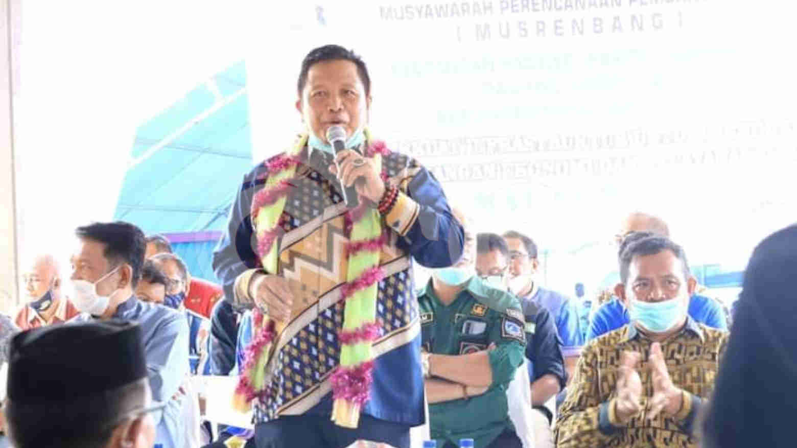 Disebut-sebut Bakal Maju, Bupati Muna Mengaku Belum Serius Bahas Pilgub