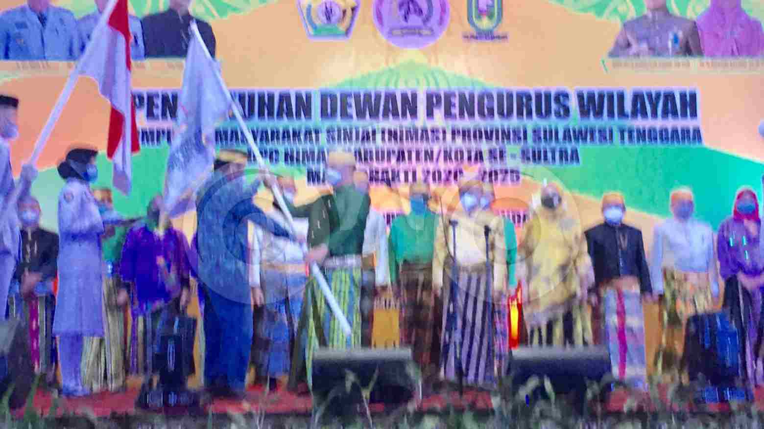 Gubernur Ali Mazi Ajak Masyarakat Sinjai di Sultra Bangun Daerah