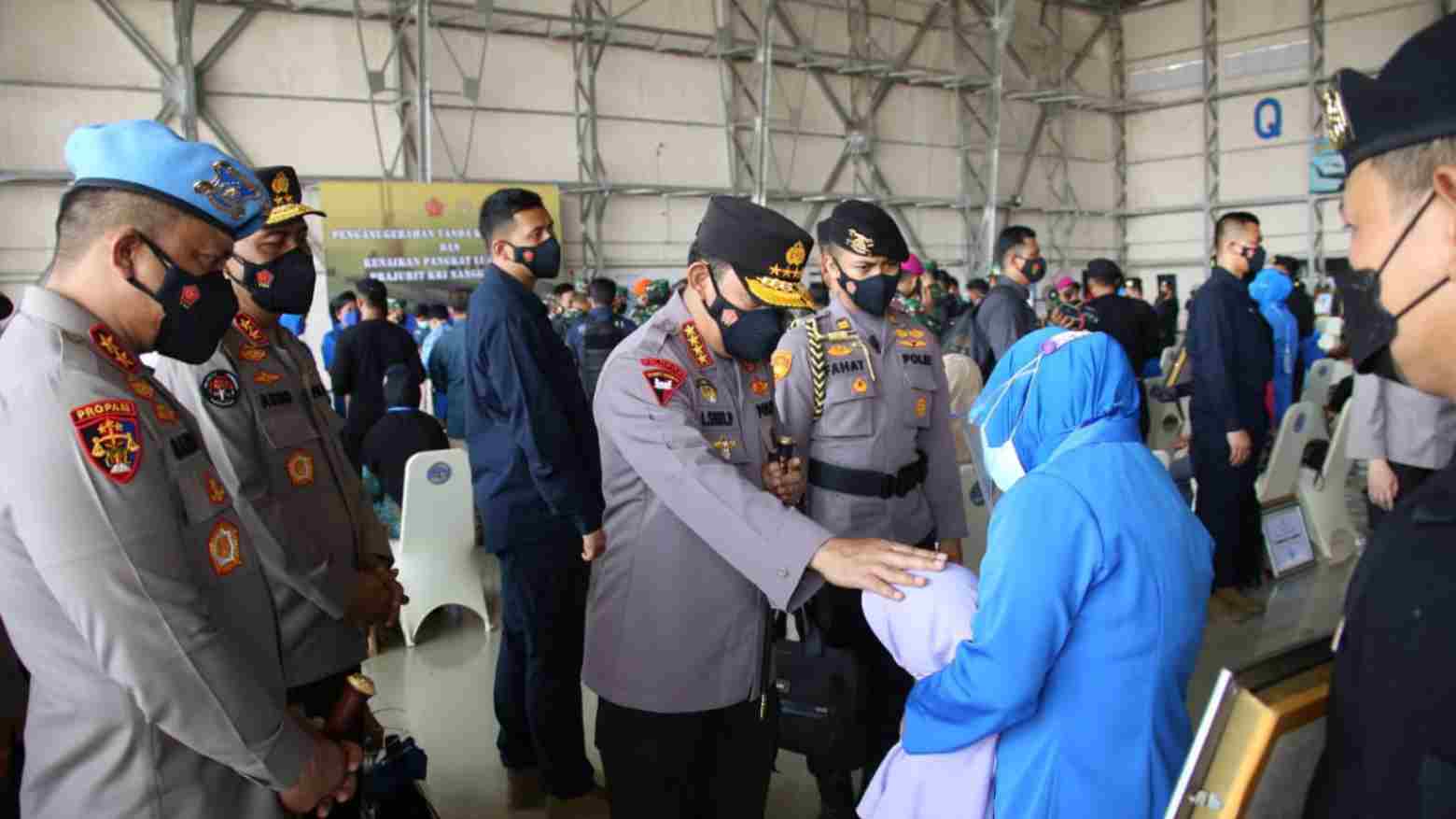Kapolri Tawarkan Anak Prajurit Awak Nanggala 402 Jadi Polisi