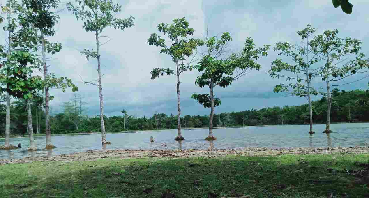 Kasiono Oe, Telaga dengan Pesona Alam yang Indah di Mubar