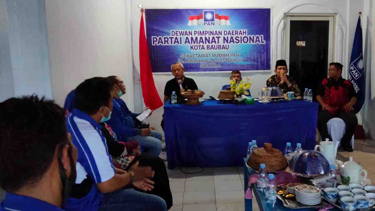 Ketua PAN Busel Dukung AS Tamrin Maju di Pilgub