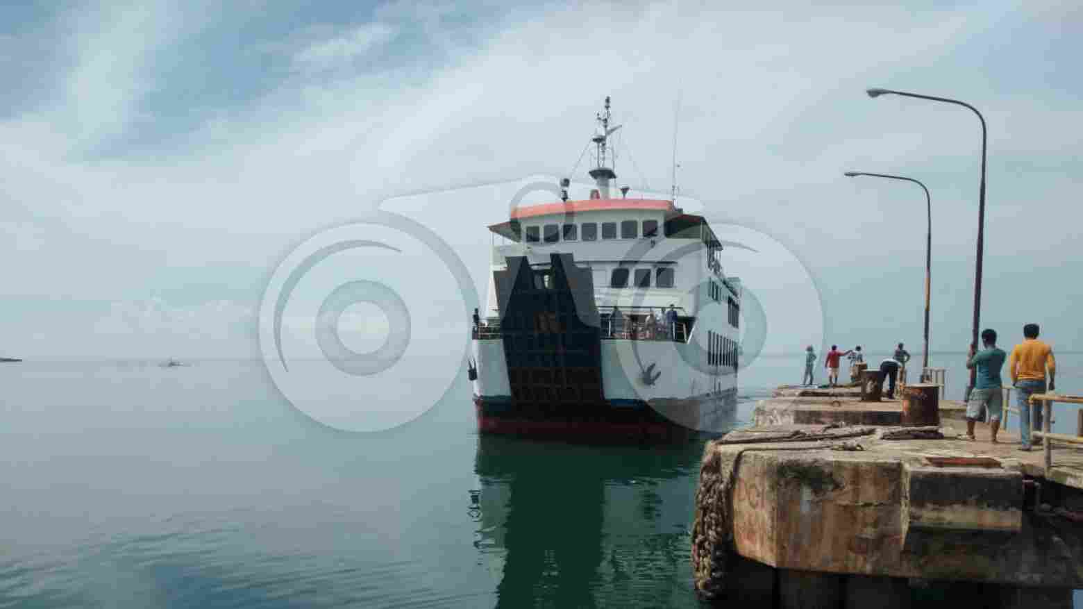 KMP Semumu, Feri Amolengo-Labuan Docking 10 Hari