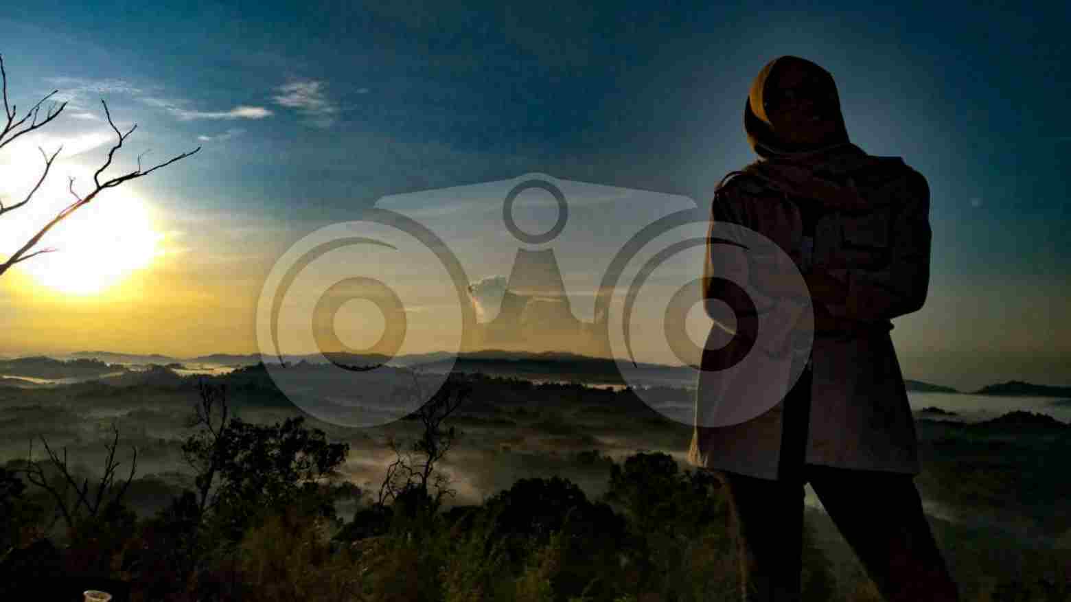 Menelisik Keindahan Puncak Osu Mohai di Konsel