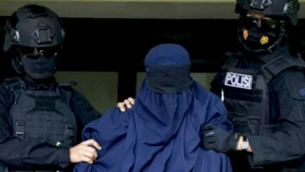 Mengapa Wanita Tertarik Jadi Teroris? Ini Ulasannya