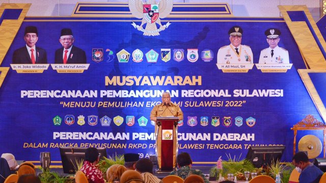 Pembangunan Jembatan Buton-Muna Jadi Perbincangan Gubernur se-Sulawesi