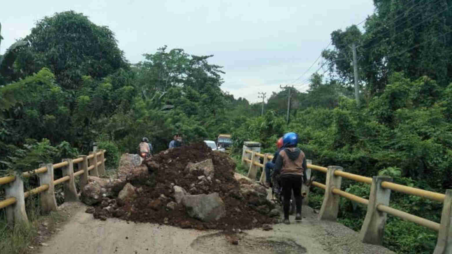 Pj Bupati Konsel Bakal Monitoring Jalan yang Diblokade Warga