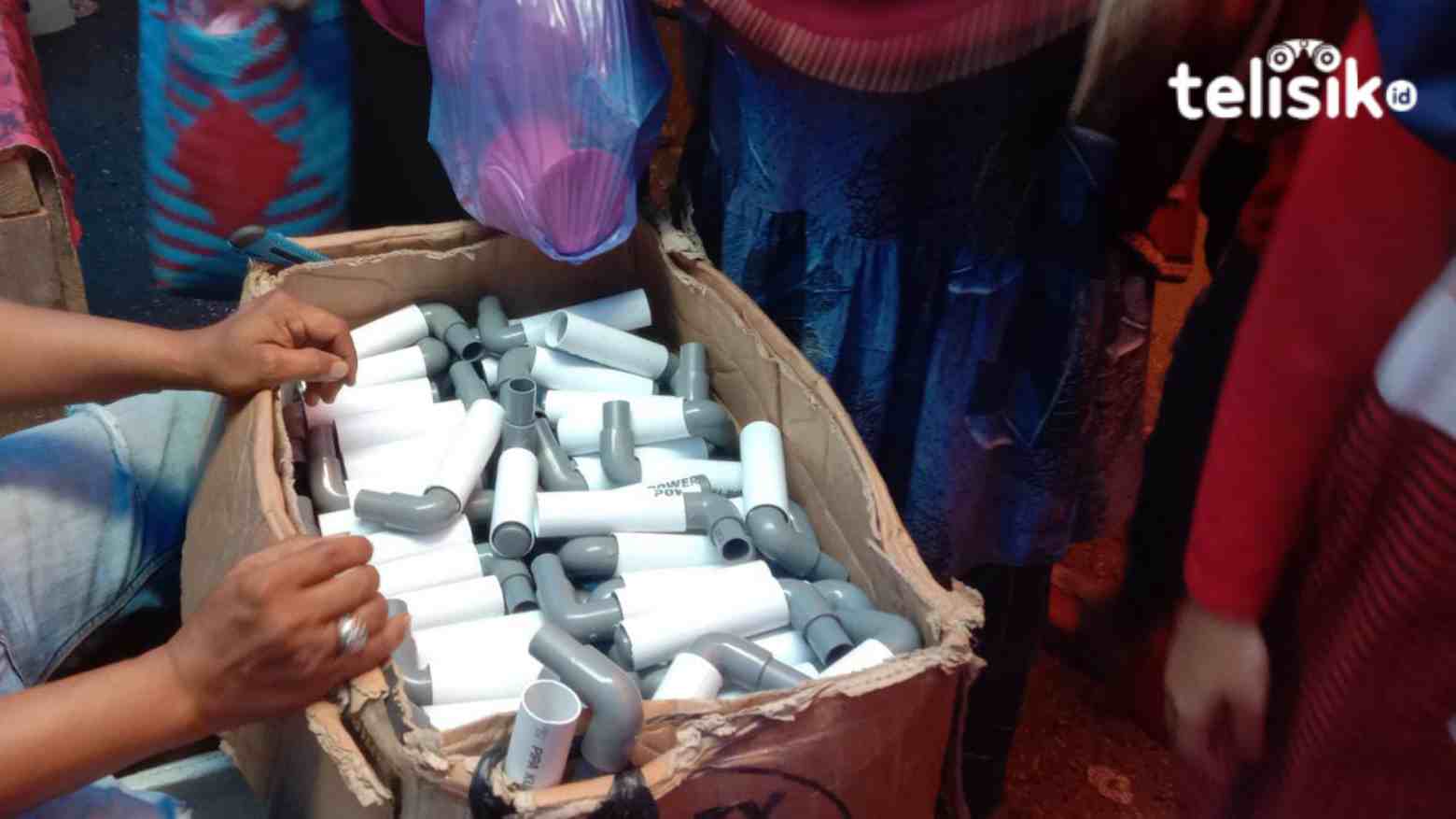 Berkah Jelang Lebaran, Penjual Cetakan Buras Ramai Diserbu Pembeli