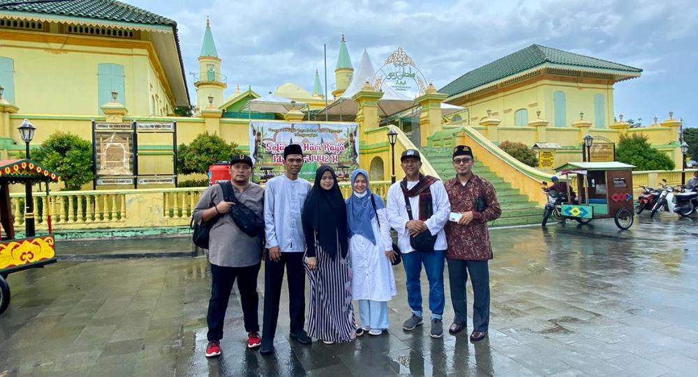 Bersama Zuriat Raja, UAS Ziarah ke Pulau Penyengat Kepri