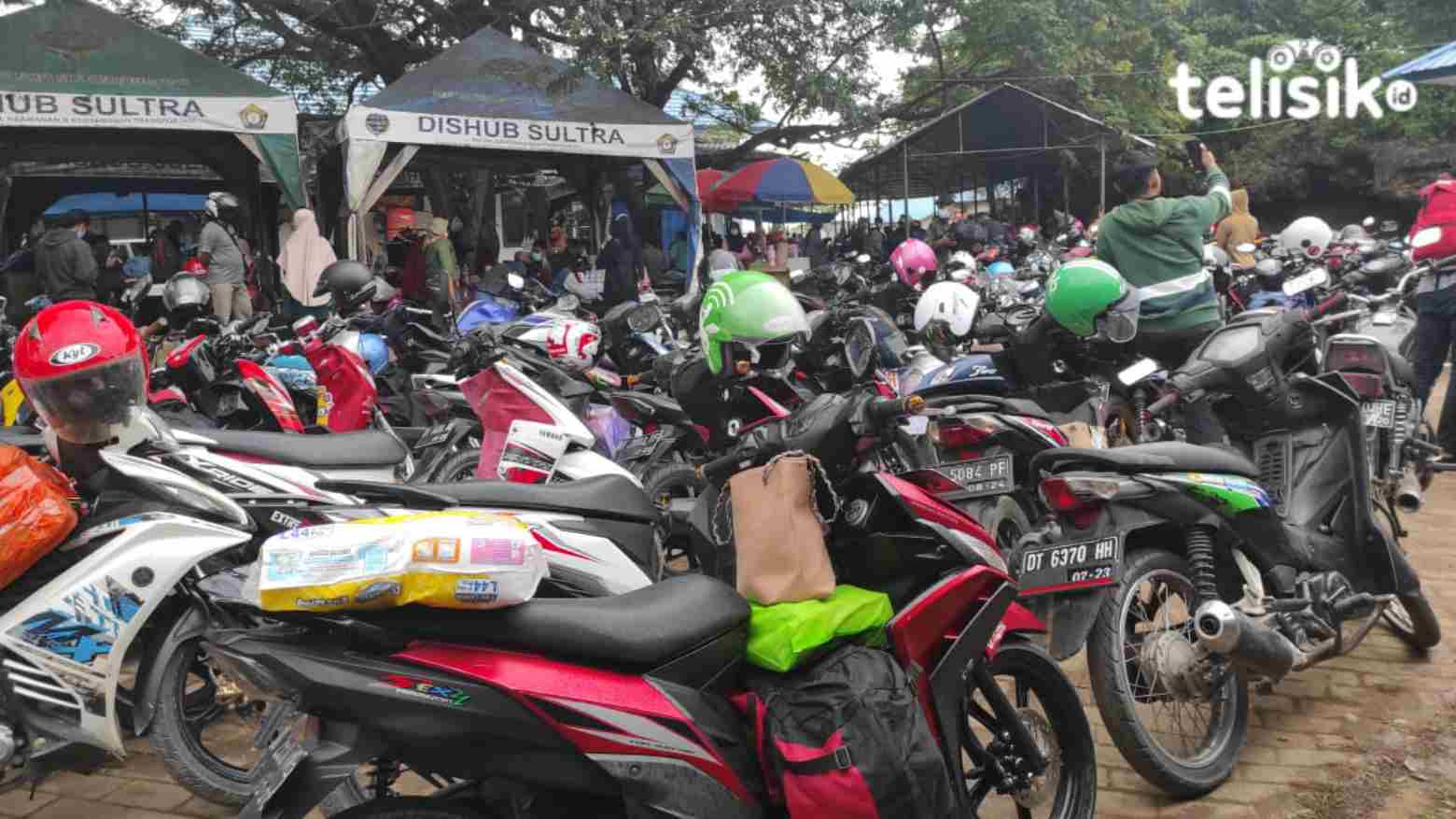H-2 Lebaran, Pelabuhan Torobulu Padat Penumpang