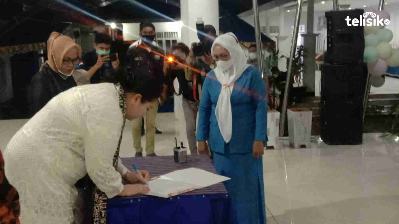 Hj Muniarti Ridwan Dikukuhkan Sebagai Bunda Paud Kabupaten Butur