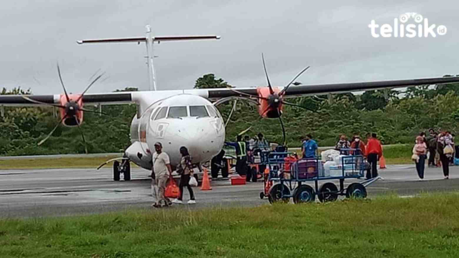 Jelang Larangan Mudik, Arus Penumpang Bandara Sugimanuru Meningkat