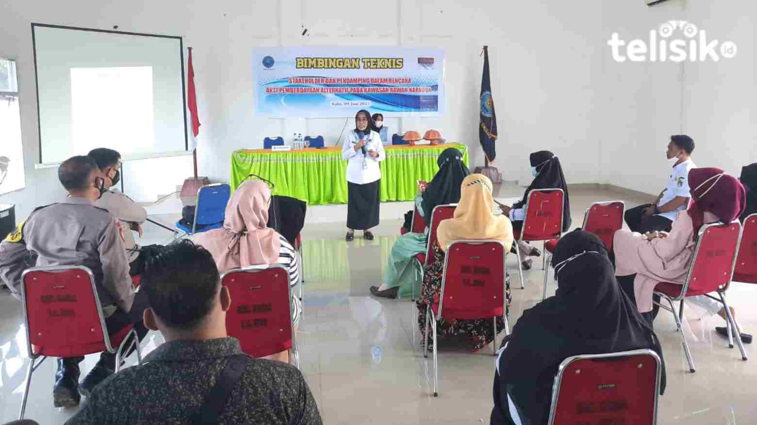 BNNP Sultra Beri Bimtek Stekholder dan Pendamping di Kecamatan Kadia