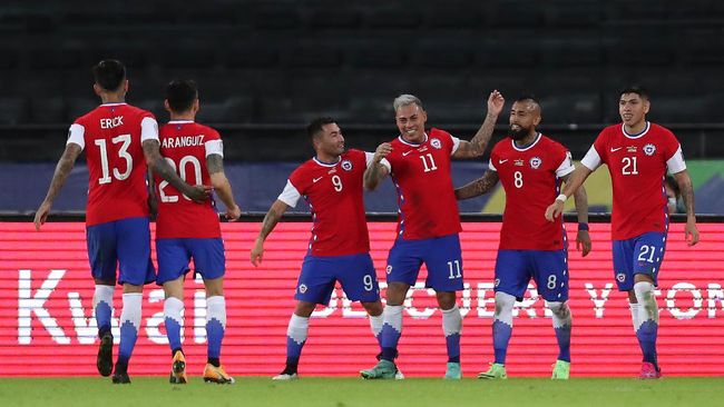 Copa America Geger! 6 Pemain Chile Enak-Enak dengan Perempuan di Hotel