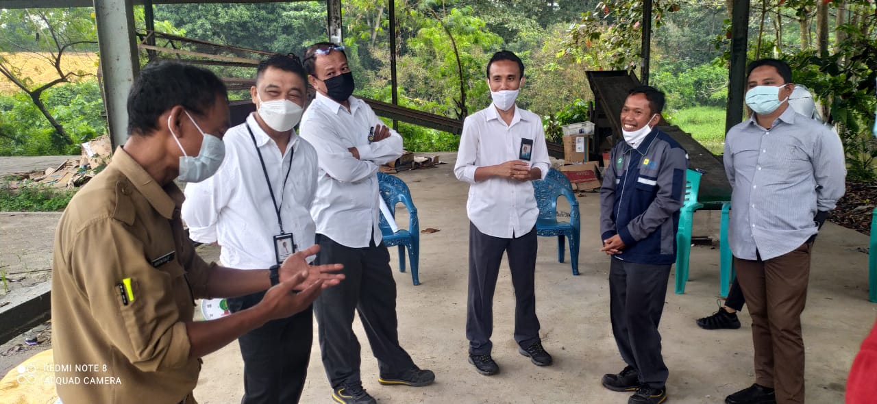 Didampingi DLHK, PLN Kendari Kunjungi Bank Sampah Punggolaka