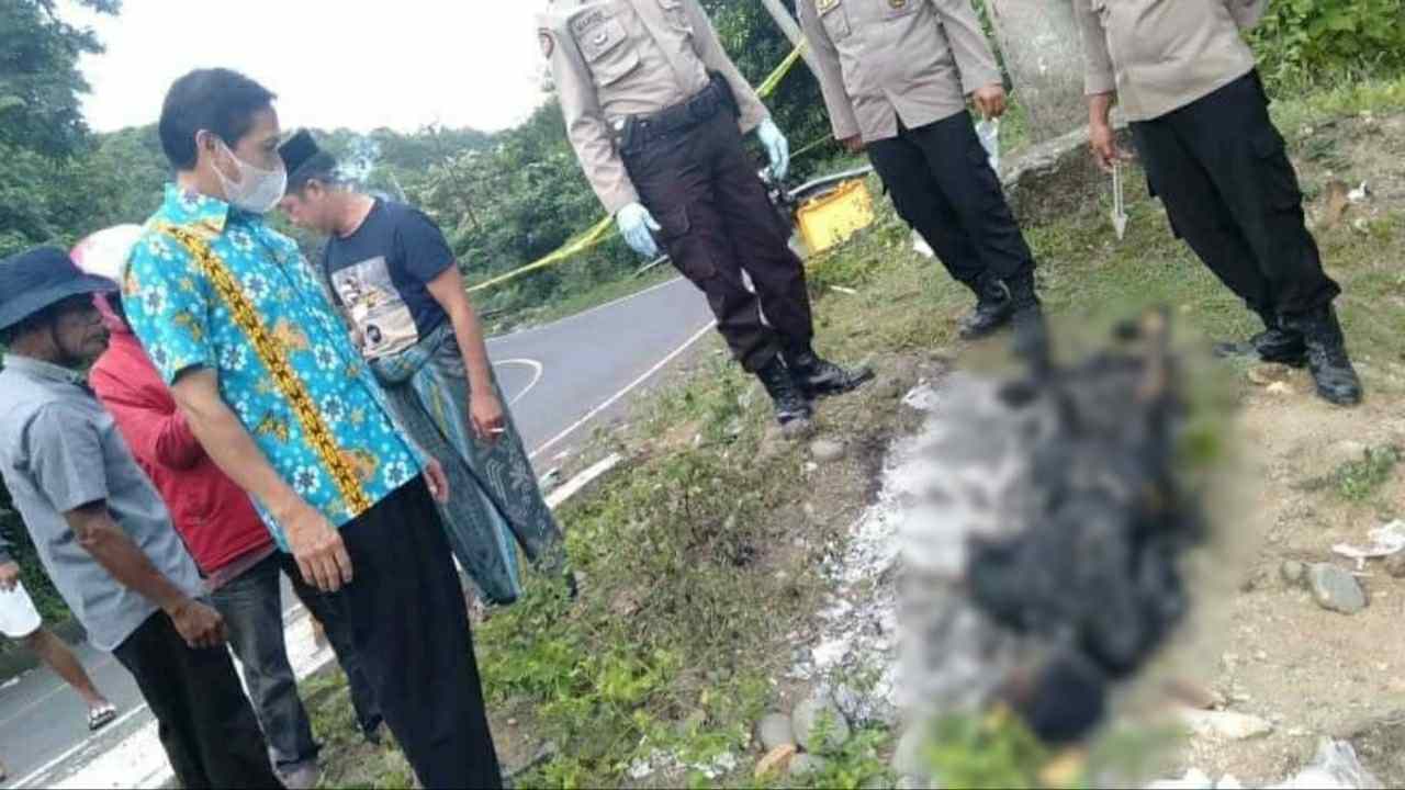Dikira Sampah, Warga Temukan Sosok Pria Habis Terbakar