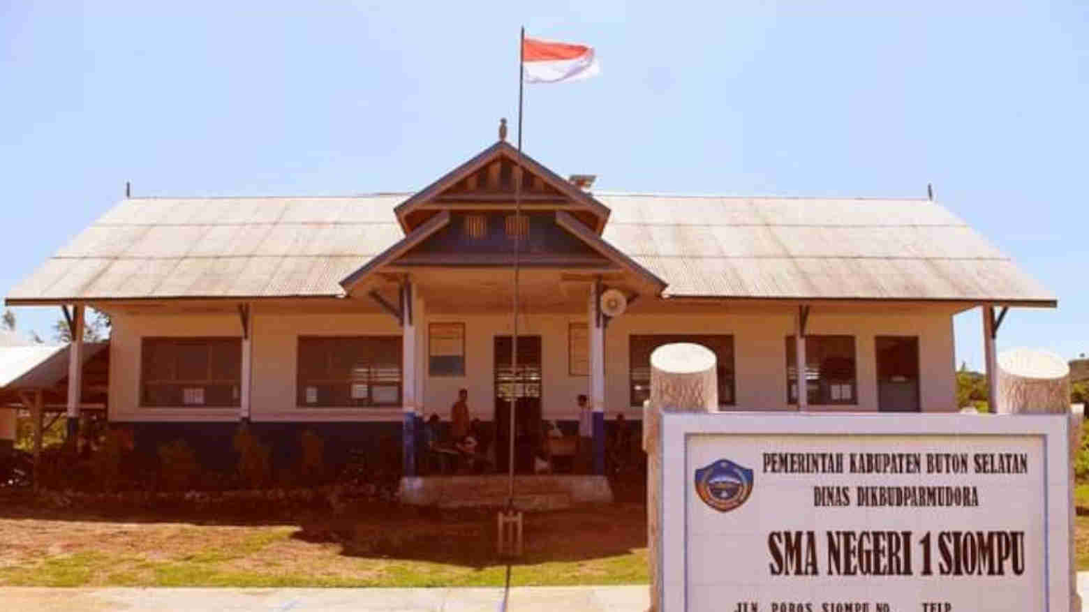 Dua Nama Honorer Siluman di Busel Tercover dalam SK Gubernur