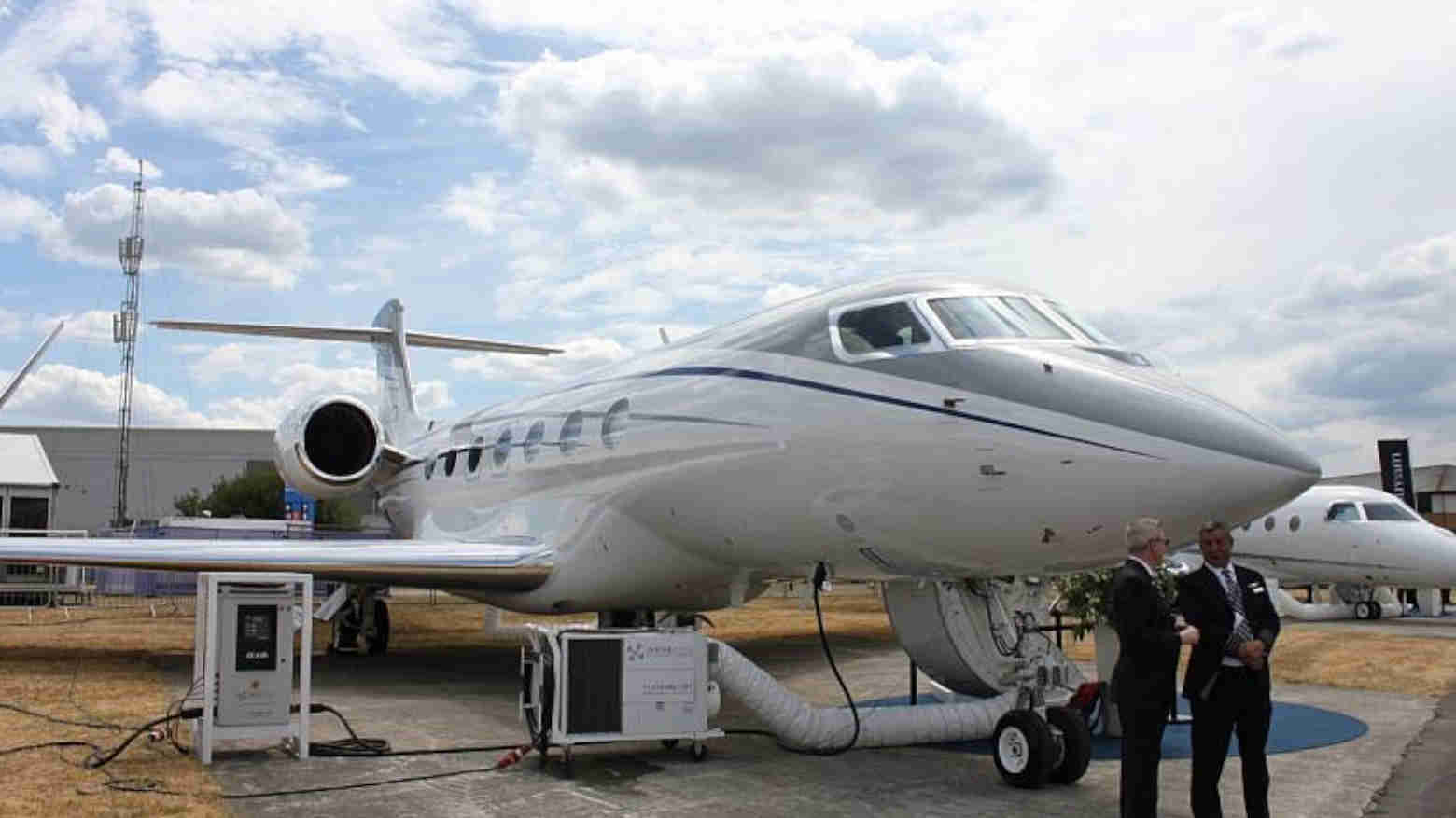 Orang Kaya Indonesia Akan Mendarat di Kendari, 16 Pesawat Pribadi Parkir di Bandara