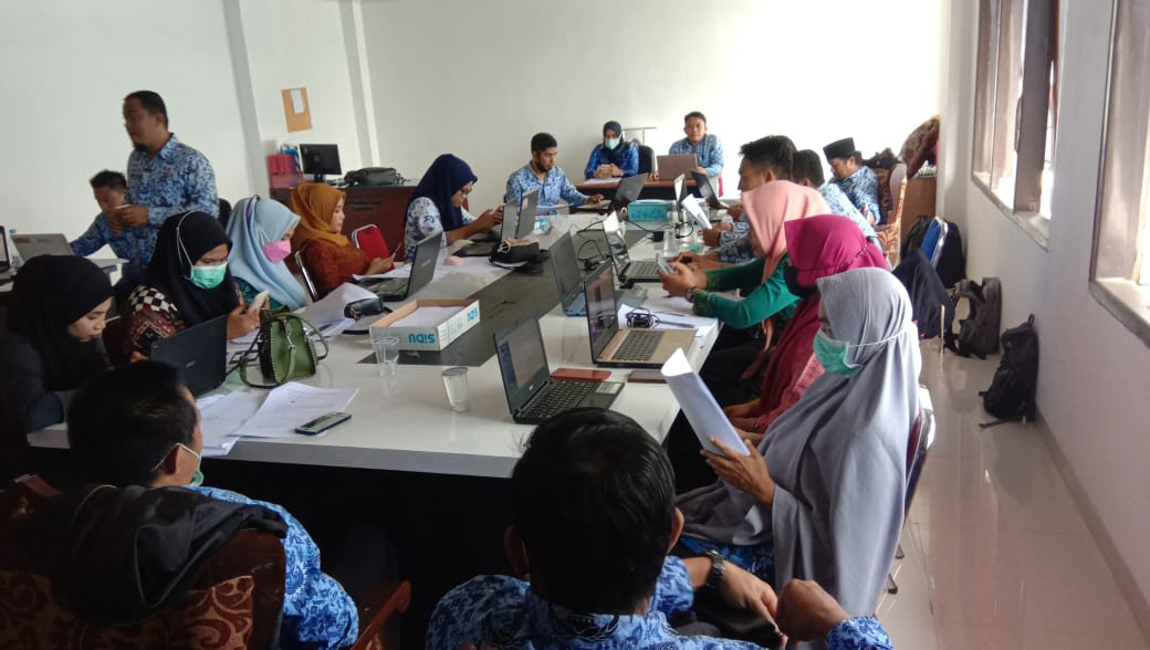 Tak Puas Layanan Pemerintah di Konsel? Kini Bisa Mengadu Lewat Aplikasi Ini