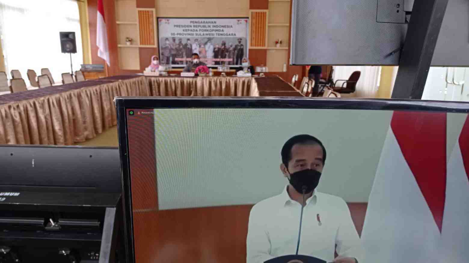 Terkonfirmasi Positif COVID-19, Jokowi Doakan Wali Kota Kendari