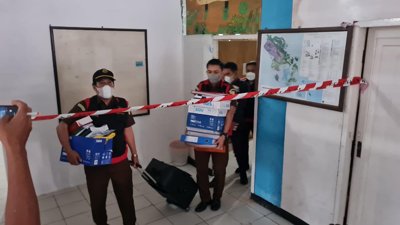 Wow, Ternyata Ini yang Dicari Kejati hingga Geledah Kantor ESDM Sultra Selama 6 Jam